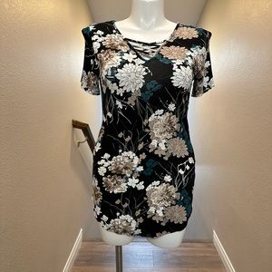 Woman’s Knit Top by Syoss Size M